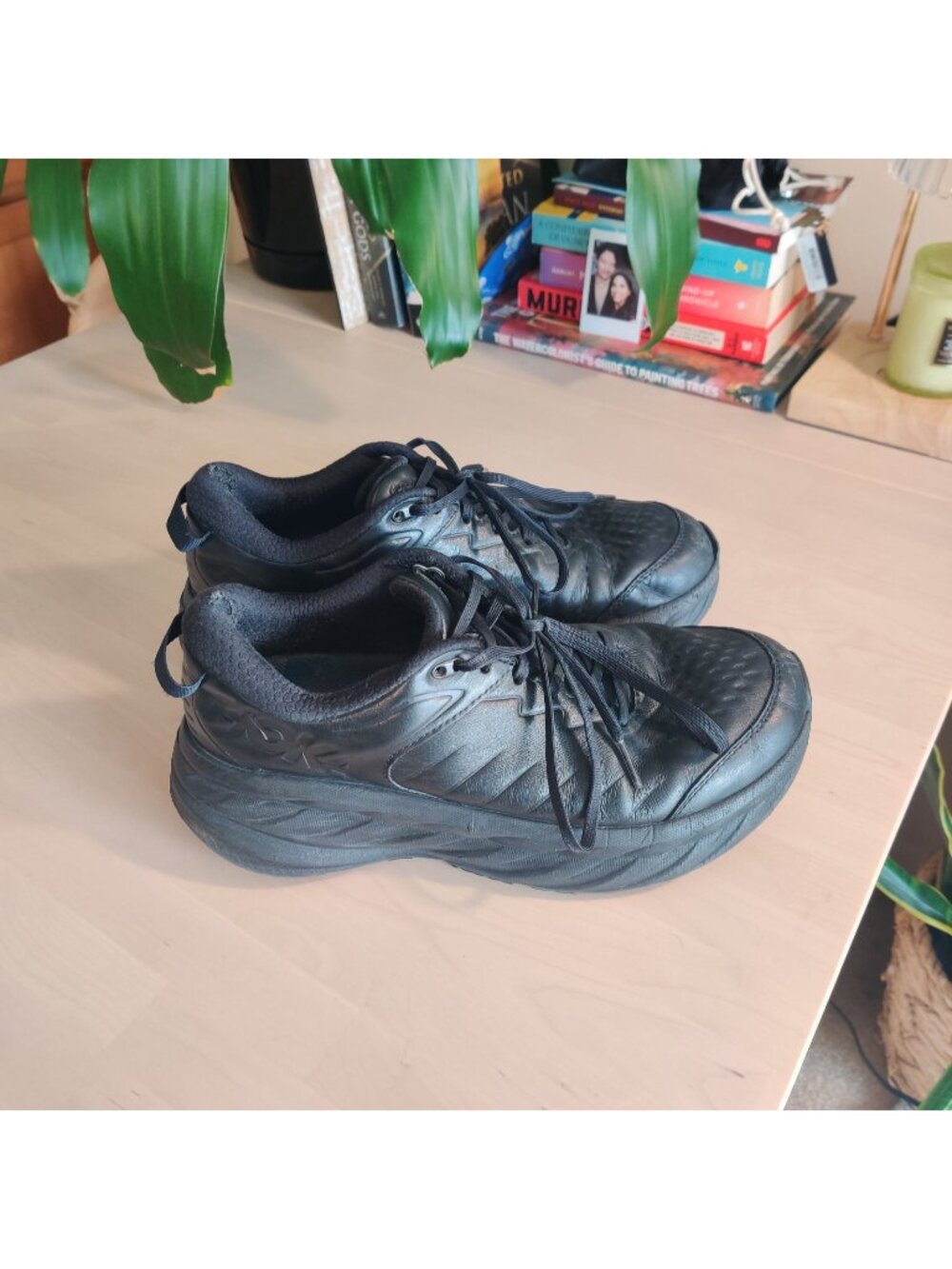 Hoka Bondi SR Leather